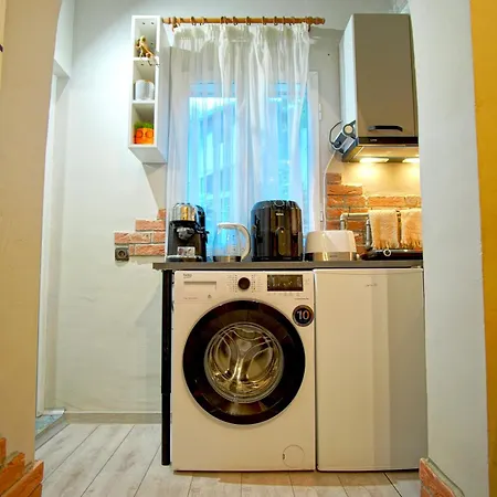 Super Cozy In The Heart Of Apartment